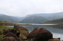 Аномалии озера Фундудзи: ядовитая вода, которую нельзя унести с собой, и водяные монстры