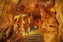 Уникальная пещера Эмине-Баир-Хосар в Крыму