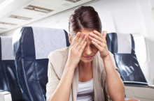 Почему взрослые люди часто плачут в самолетах
