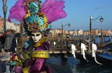 Карнавал в Венеции: калейдоскоп ярких событий и веселья
