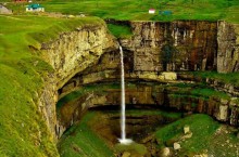 Как выглядит водопад Тобот в Дагестане, о высоте которого спорят географы