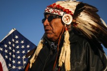 Почему в США индейцы живут только в своих резервациях