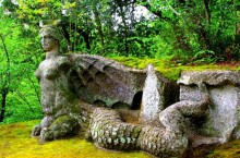 «Сад чудовищ» в Италии: парк со средневековыми скульптурами