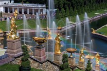 Как устроена система фонтанов в Петергофе