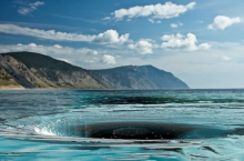 Загадочные подводные торнадо Байкала: откуда они берутся