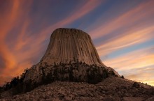 «Башня Дьявола» в США на самом деле дерево: ученые раскрыли тайну загадочной скалы