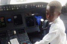 Стать пилотом в 7 лет: история влюбленного в небо мальчика из Уганды