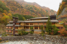 В чем секрет старейшего в мире отеля, который принимает посетителей уже больше 1300 лет