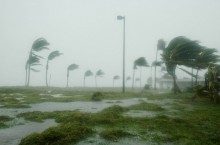 Почему ураганам чаще всего присваивают именно женские имена