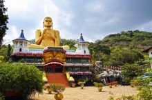 Золотой пещерный храм Дамбулла: буддистская святыня Шри-Ланки