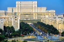 Как выглядит Дворец Чаушеску, считающийся самым большим в Европе и самым тяжелым зданием на планете