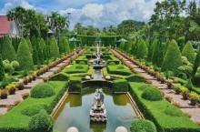 Сад бабочек, Долина динозавров, озера с рыбами-гигантами и другие интересные уголки парка Нонг Нуч в Таиланде