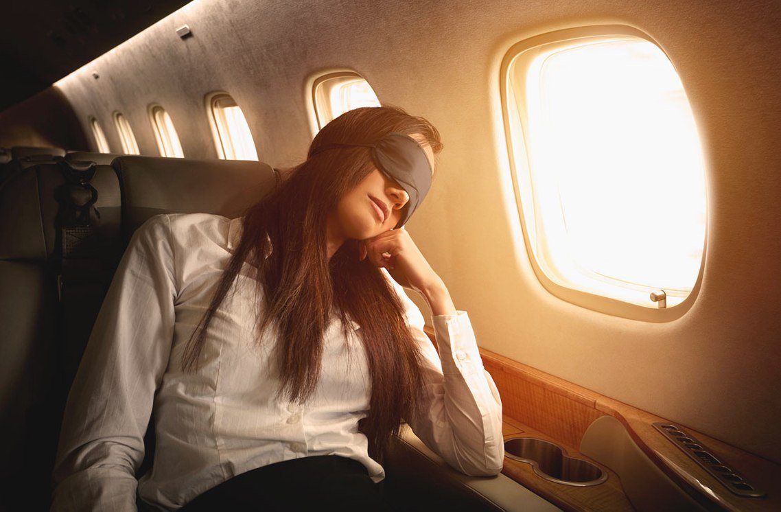 Уснуть в самолете во время полета