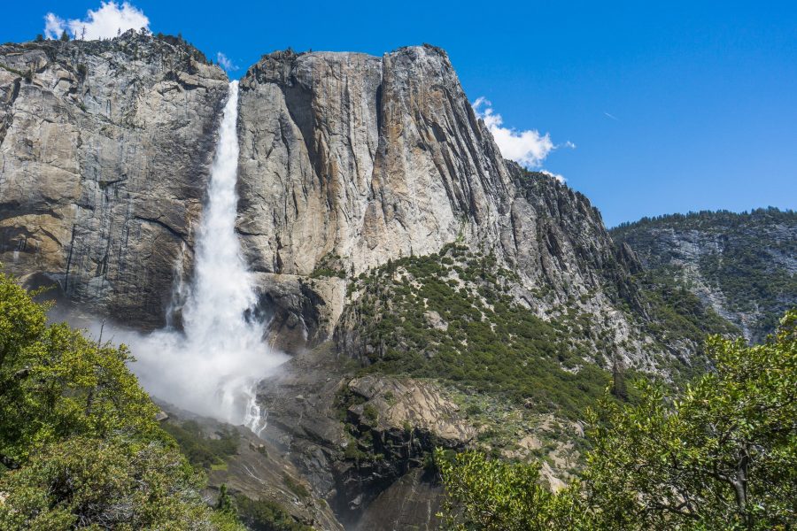 Величественный Йосемитский водопад