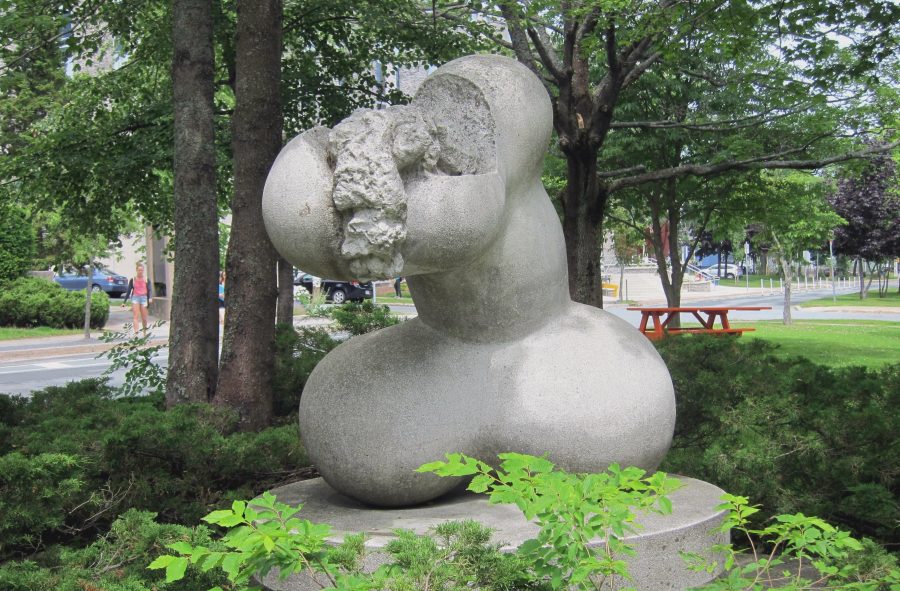 Нелепая статуя Афродиты, Канада