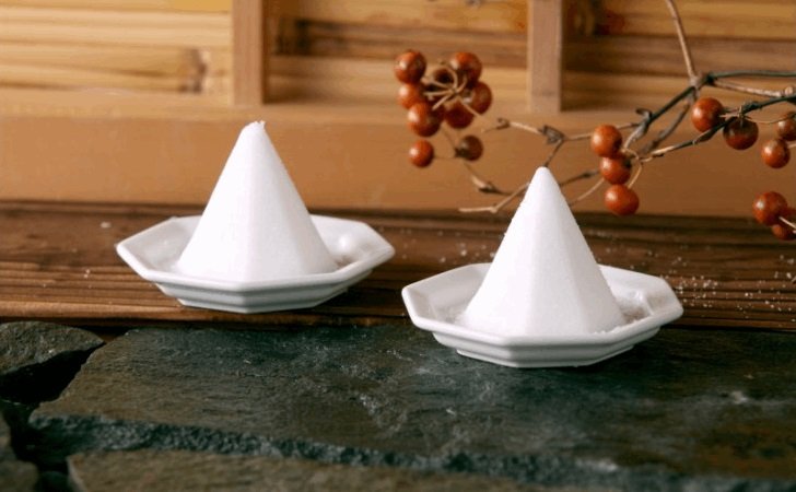 пирамидки из соли