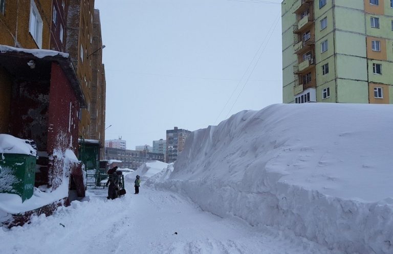 Норильск снег фото