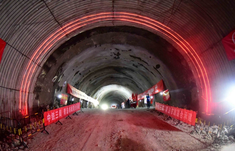 Строительство тоннеля в Китае