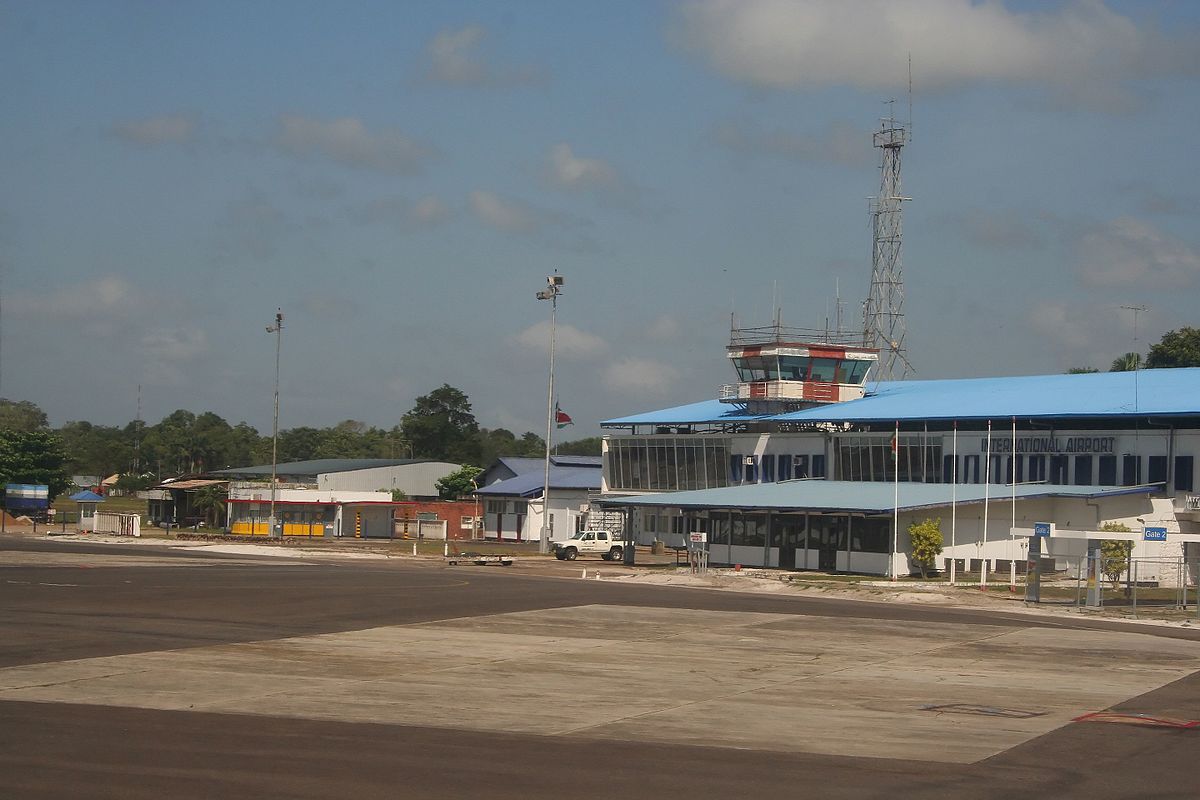 Суринам аэропорт