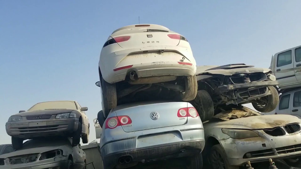 Брошенные машины в ОАЭ