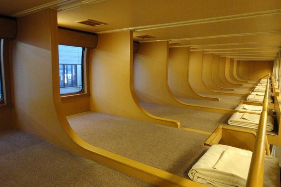 Спальный поезд в Японии