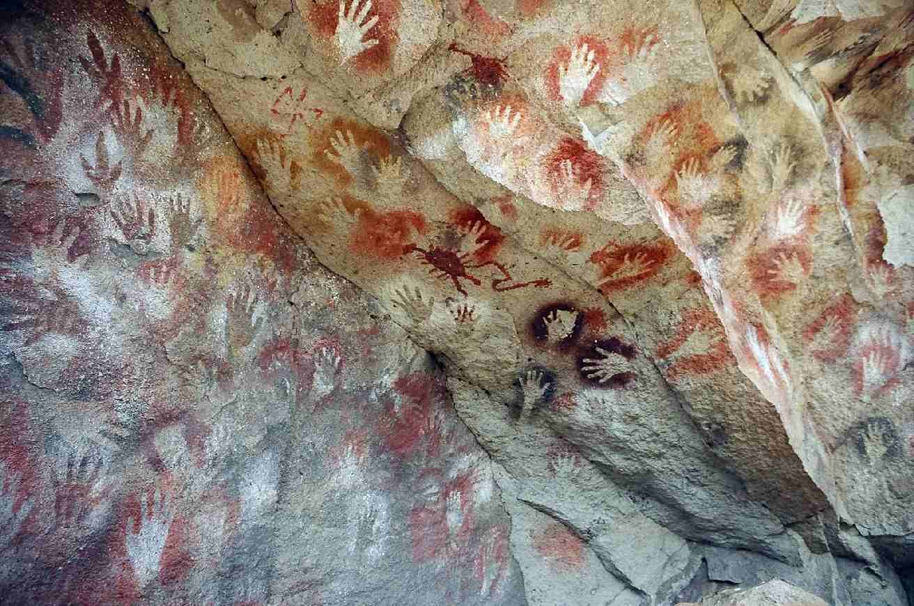 Пещера рук в Аргентине