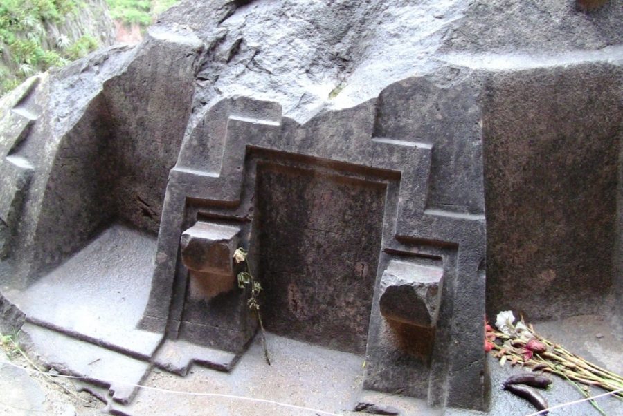 Храм Наупа Иглесия в долине Анд