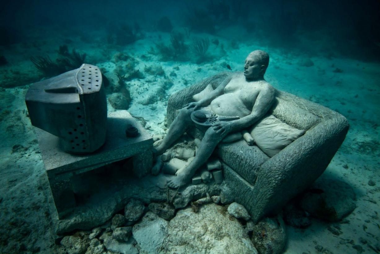 Скульптуры на дне океана у побережья Гренады